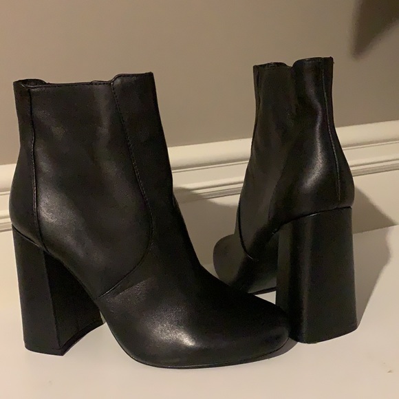 Steve Madden Womens trix Almond Toe Ankle Fashion Boots - Picture 6 of 12